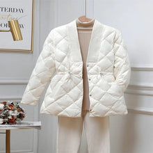 Afbeelding in Gallery-weergave laden, "Laura" Veste matelassée simple