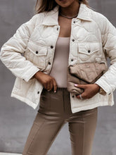 Afbeelding in Gallery-weergave laden, "Mimi" Elegante Steppjacke