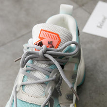 Afbeelding in Gallery-weergave laden, YBO™ Atmungsaktive Sneaker "Rainbow"