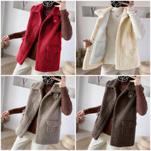 Afbeelding in Gallery-weergave laden, "Anastasia" Wollig-Weiche Weste