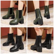 Afbeelding in Gallery-weergave laden, "Foxy" Chelseaboot mit Absatz