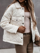 Afbeelding in Gallery-weergave laden, "Mimi" Elegante Steppjacke