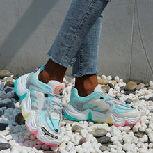 Afbeelding in Gallery-weergave laden, YBO™ Atmungsaktive Sneaker "Rainbow"