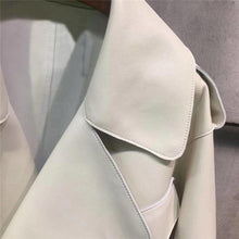 Afbeelding in Gallery-weergave laden, "Ashley" Weiche Designer-Lederjacke