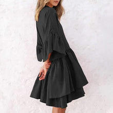 Afbeelding in Gallery-weergave laden, "Kourtney" Designer-Rüschen-Kleid
