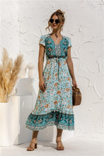 Afbeelding in Gallery-weergave laden, "Florella" Designer-Boho-Kleid
