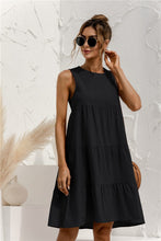 Afbeelding in Gallery-weergave laden, "Stella" Designer-Kleid