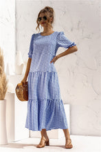 Afbeelding in Gallery-weergave laden, "Patrizia" Elegantes Designer-Kleid