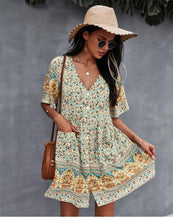 Afbeelding in Gallery-weergave laden, "Paula" Designer-Boho-Kleid