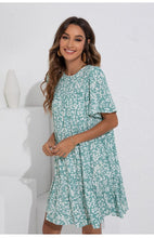 Afbeelding in Gallery-weergave laden, "Daria" Lässiges Blümchenkleid