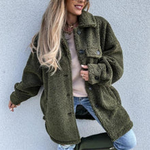 Afbeelding in Gallery-weergave laden, "Evi" Hemdjacke in Teddyfell Optik