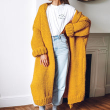 Afbeelding in Gallery-weergave laden, "Lilien" Kuschelige Longstrickjacke