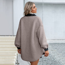 Afbeelding in Gallery-weergave laden, "Luise" Kuschelige Hemdjacke