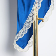 Afbeelding in Gallery-weergave laden, Extravagantes Kleid
