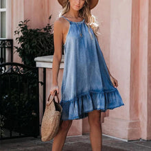 Afbeelding in Gallery-weergave laden, &quot;Alise&quot; Designer-Denim-Kleid
