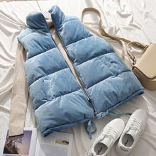 Afbeelding in Gallery-weergave laden, &quot;Ama&quot; Ärmellose Samt-Weste
