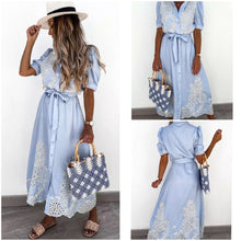 Afbeelding in Gallery-weergave laden, &quot;Antonella&quot; Elegantes Hemdblusenkleid
