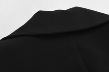 Afbeelding in Gallery-weergave laden, Extravagantes Kleid
