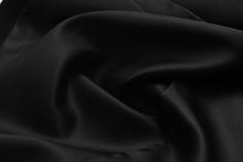 Afbeelding in Gallery-weergave laden, Extravagantes Kleid
