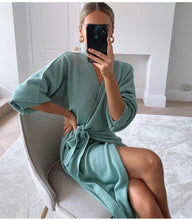 Afbeelding in Gallery-weergave laden, Elegantes Tageskleid in Übergröße
