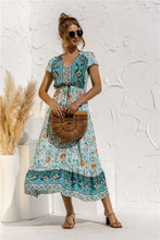 Afbeelding in Gallery-weergave laden, "Florella" Designer-Boho-Kleid
