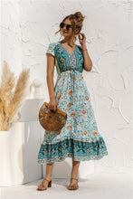 Afbeelding in Gallery-weergave laden, "Florella" Designer-Boho-Kleid
