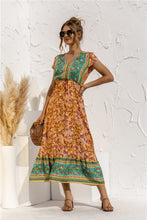 Afbeelding in Gallery-weergave laden, "Florella" Designer-Boho-Kleid
