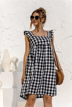 Afbeelding in Gallery-weergave laden, "Karina" Designer-Kleid
