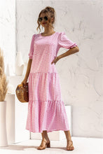 Afbeelding in Gallery-weergave laden, "Patrizia" Elegantes Designer-Kleid

