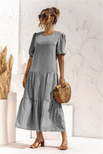 Afbeelding in Gallery-weergave laden, "Patrizia" Elegantes Designer-Kleid
