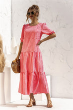 Afbeelding in Gallery-weergave laden, "Patrizia" Elegantes Designer-Kleid

