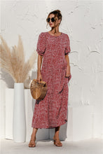 Afbeelding in Gallery-weergave laden, "Patrizia" Elegantes Designer-Kleid
