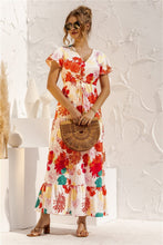 Afbeelding in Gallery-weergave laden, "Kailani" Elegantes Designer-Maxikleid
