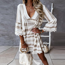 Afbeelding in Gallery-weergave laden, "Vera" Elegantes Designer-Kleid
