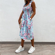 Afbeelding in Gallery-weergave laden, "Mirella" Designer-Kleid mit Blumenmuster
