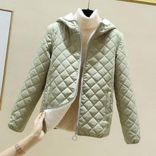 Afbeelding in Gallery-weergave laden, "Lena" Modische Steppjacke

