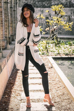 Afbeelding in Gallery-weergave laden, &quot;Arina&quot; Gemütliche Designer-Strickjacke
