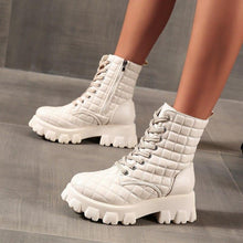 Afbeelding in Gallery-weergave laden, "Mila" Plateau-Stiefelette
