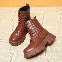 Afbeelding in Gallery-weergave laden, "Mila" Plateau-Stiefelette
