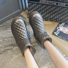 Afbeelding in Gallery-weergave laden, "Ilona" Moderne Snowboots
