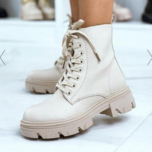Afbeelding in Gallery-weergave laden, "Marianna" Bottes à lacets modernes
