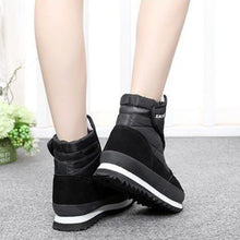 Afbeelding in Gallery-weergave laden, "Taylor" Sportliche Winterboots
