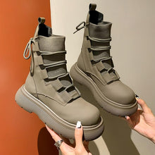 Afbeelding in Gallery-weergave laden, "Maria" Winterboots mit Schnürren
