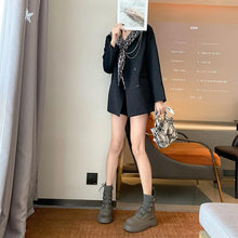 Afbeelding in Gallery-weergave laden, "Maria" Winterboots mit Schnürren
