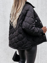 Afbeelding in Gallery-weergave laden, "Mimi" Elegante Steppjacke
