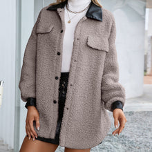 Afbeelding in Gallery-weergave laden, "Luise" Kuschelige Hemdjacke
