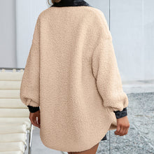 Afbeelding in Gallery-weergave laden, "Luise" Kuschelige Hemdjacke
