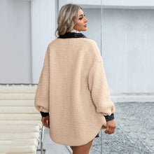 Afbeelding in Gallery-weergave laden, "Luise" Kuschelige Hemdjacke
