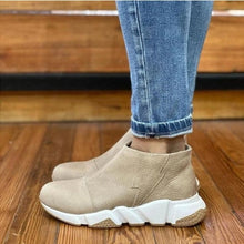 Afbeelding in Gallery-weergave laden, &quot;Angie&quot; Casual Hoge Sneaker

